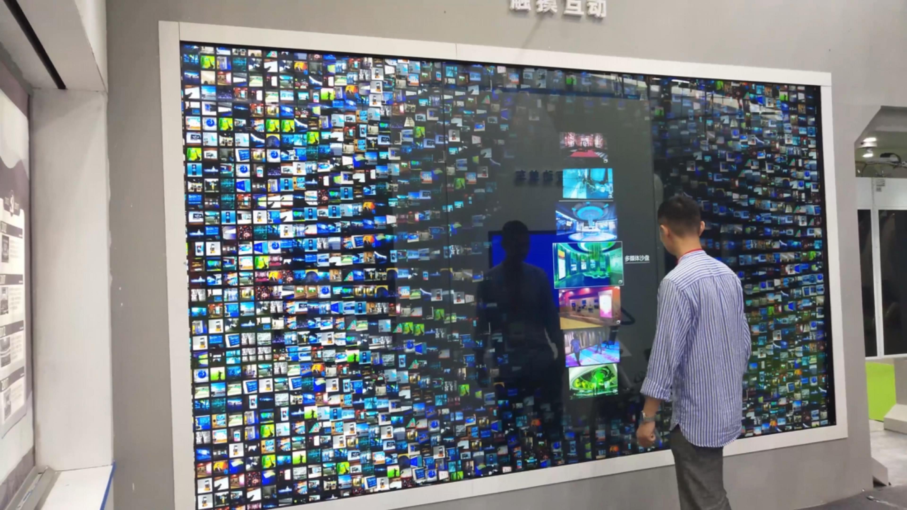 現(xiàn)代展項(xiàng)科技 多媒體互動(dòng)墻 這效果也太炫酷了